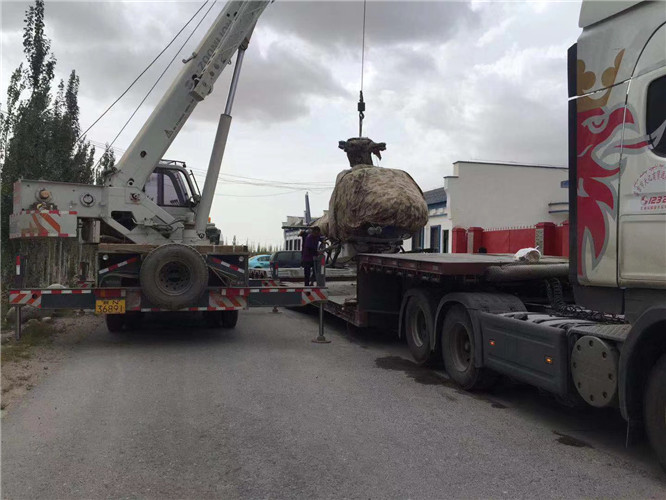 金林区狭窄场地（如小区、车间）适合用哪种吊车？